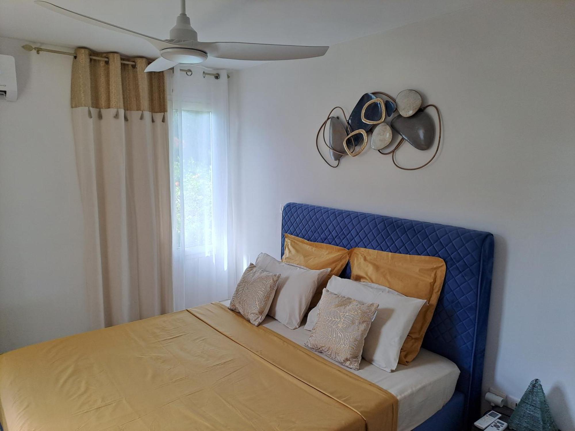 Rdc Appartement En Bord De Mer Au Son Des Vagues Le Moule Luaran gambar