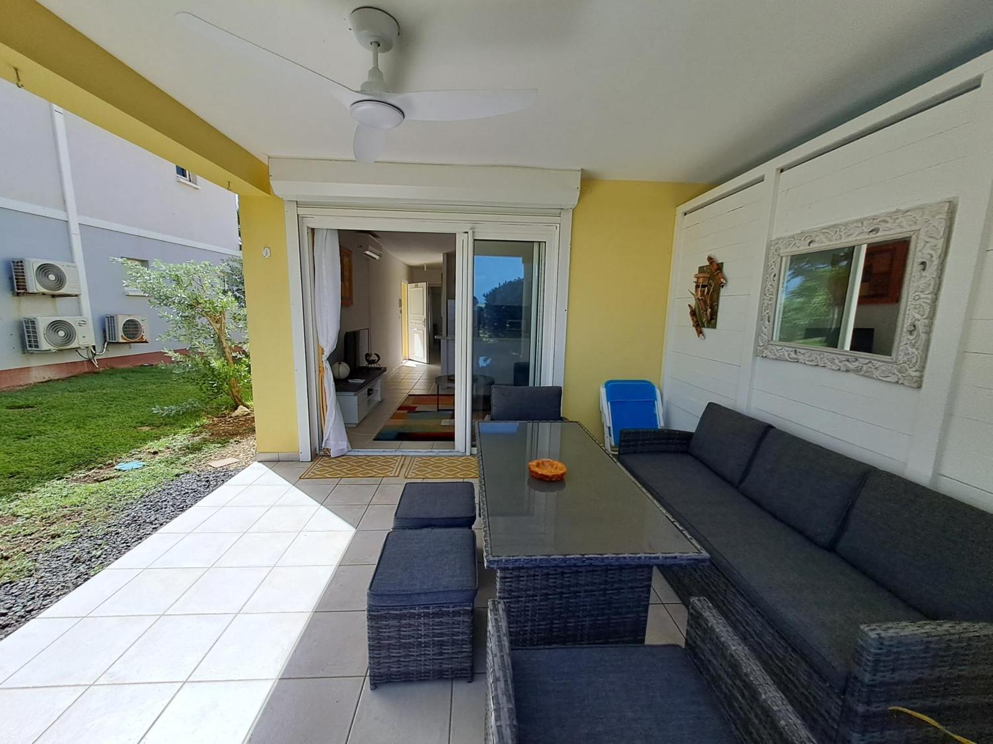 Rdc Appartement En Bord De Mer Au Son Des Vagues Le Moule Luaran gambar